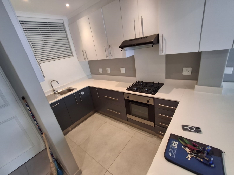 To Let 1 Bedroom Property for Rent in Summerstrand Eastern Cape